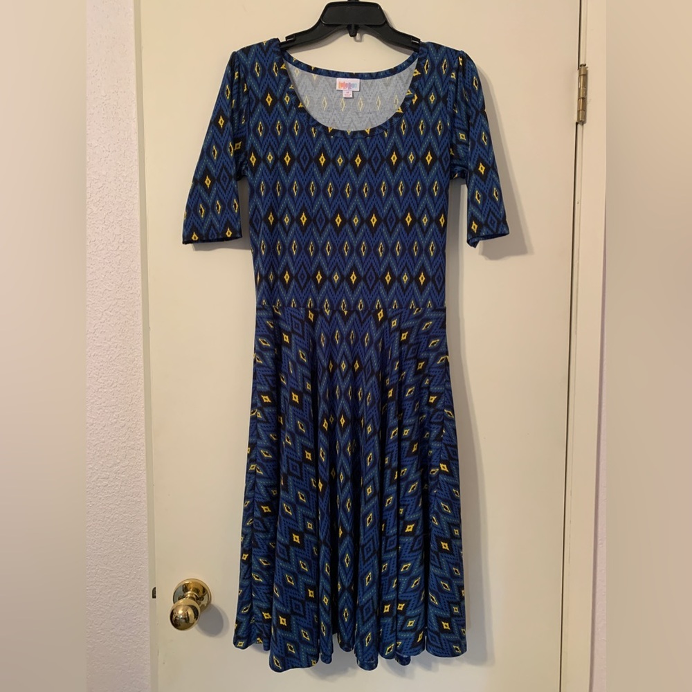 NWOT Lularoe Nicole Midi Blue Yellow geometric